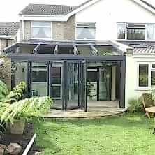 Siyah, Kış Bahçesi, Akordeon Kapı