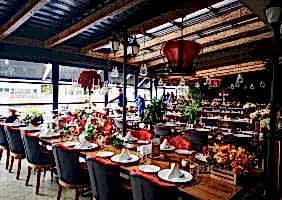 Sistem de sticlă cu ghilotină